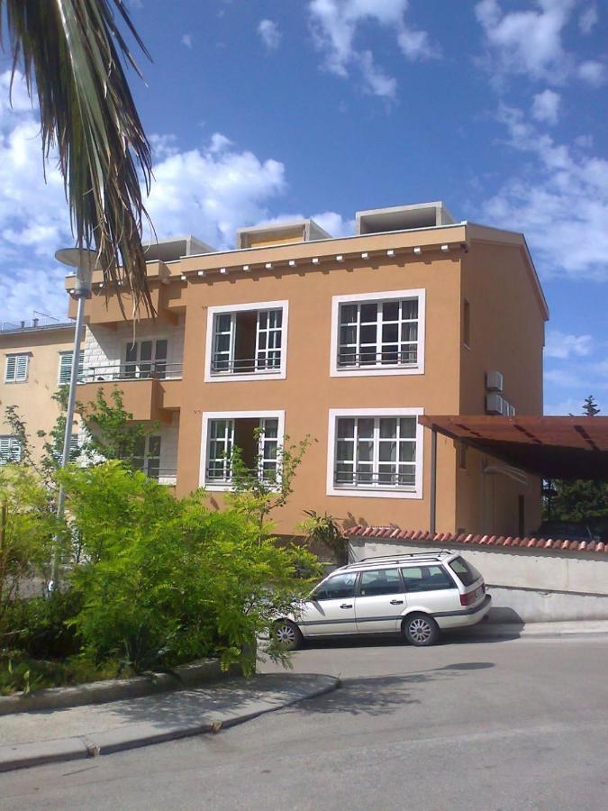 Apartmani Mistral Μακάρσκα Εξωτερικό φωτογραφία