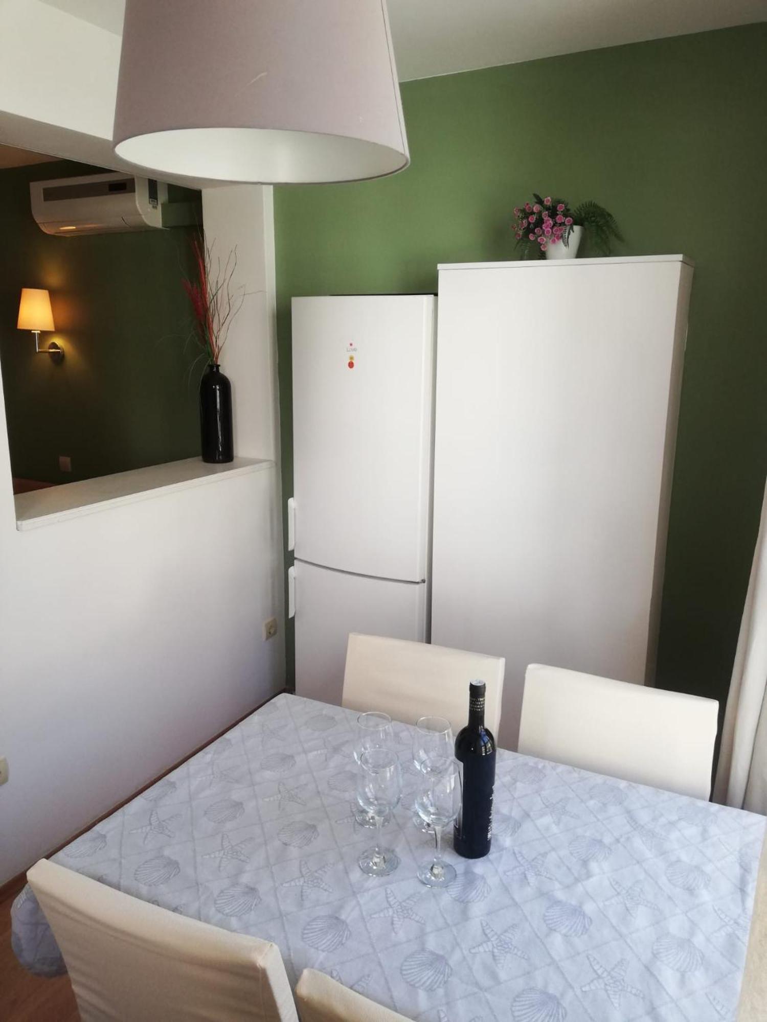 Apartmani Mistral Μακάρσκα Δωμάτιο φωτογραφία